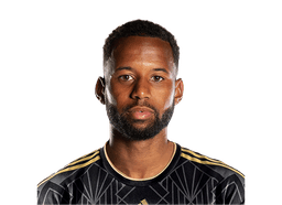 Kellyn Acosta
